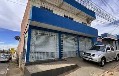 Imagem: O apartamento possui 3 Dormitórios, 2 Banheiros e 5 Vagas na