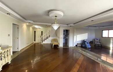 Imagem: O apartamento na cobertura possui 3 Dormitórios, 5 Banheiros