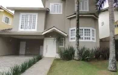 Imagem: A casa em condomínio possui 4 Dormitórios, 4 Banheiros, 2