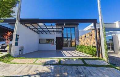 Imagem: A casa em condomínio possui 3 Dormitórios, 2 Banheiros, 2