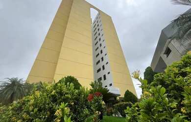 Imagem: O apartamento possui 3 Dormitórios, 2 Banheiros, 2 Vagas na