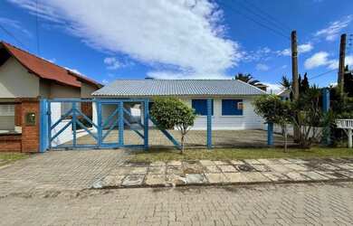 Imagem 3: Casa de 4 dormitórios à Venda - Xangri-lá