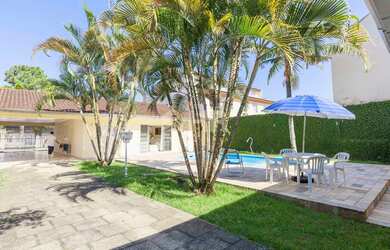 Imagem 16: Casa com 07 dormitórios em Caiobá e amplo terreno