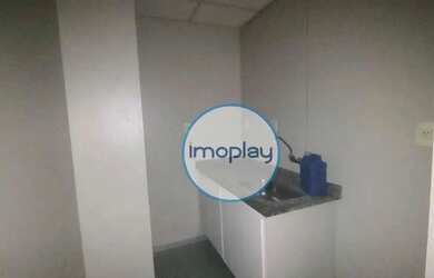 Imagem 5: Conjunto comercial com 464m² vão livre, 02 banheiros e 04 vagas