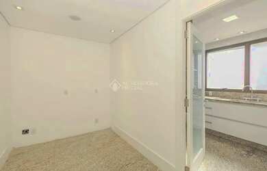 Imagem 16: Cobertura Triplex, 6 vagas - Bela vista - Porto Alegre