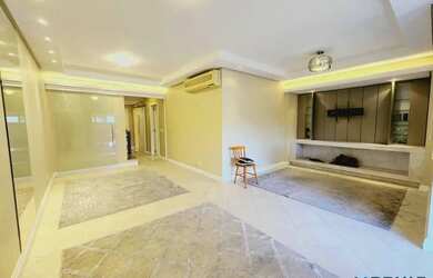 Imagem: O apartamento possui 4 Dormitórios, 5 Banheiros, 2 Vagas na