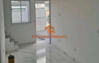 Imagem: A casa à venda possui 3 Dormitórios, 3 Banheiros, 2 Vagas