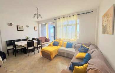 Imagem: O apartamento possui 4 Dormitórios, 2 Banheiros, 1 Vaga na