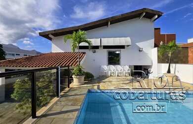 Imagem: O apartamento na cobertura possui 5 Dormitórios, 5 Banheiros