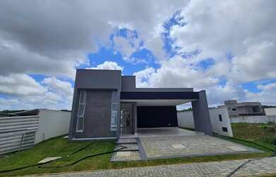 Imagem: A casa em condomínio possui 3 Dormitórios, 3 Banheiros, 4