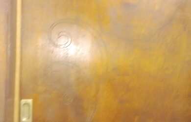 Imagem: A casa possui 3 Dormitórios, 1 Banheiro, 1 Vaga na garagem