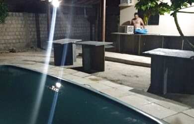 Imagem: A casa possui 5 Dormitórios, 5 Vagas na garagem e está localizado