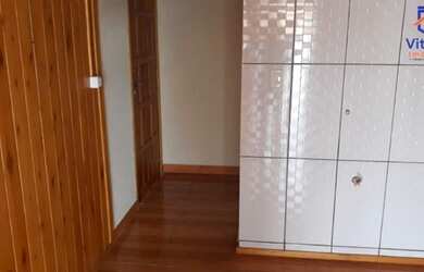 Imagem 10: Duas casas recém construídas localizada em Imbituba, situada no bairro...