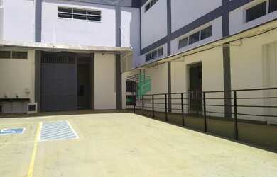 Imagem: O apartamento possui 1 Banheiro e 1500m² de Área e está localizado