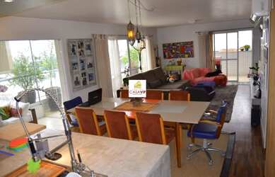 Imagem: O apartamento possui 4 Dormitórios, 5 Banheiros, 3 Vagas na