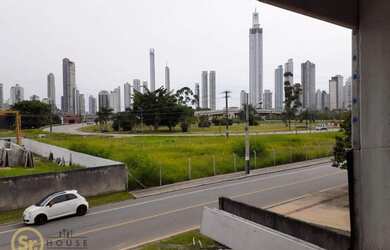 Imagem: O depósito possui 250m² de Área e está localizado em Nova