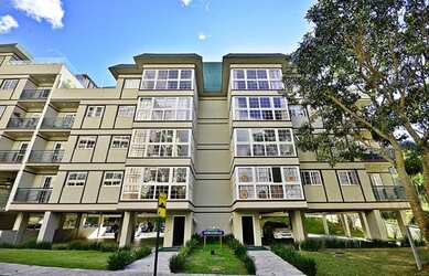 Imagem: O apartamento possui 3 Dormitórios, 2 Banheiros, 2 Vagas na