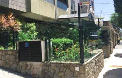 Imagem: O apartamento possui 1 Dormitório, 1 Banheiro, 1 Vaga na garagem