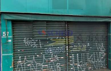 Imagem: O depósito possui 550m² de Área e está localizado em Santo