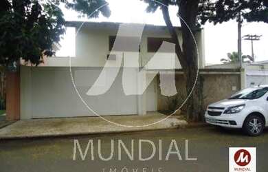 Imagem: O depósito possui 2 Vagas na garagem, 227m² de Área e está