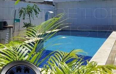 Imagem: A casa possui 5 Dormitórios, 1 Banheiro, 5 Vagas na garagem