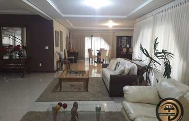 Imagem: A casa em condomínio possui 4 Dormitórios, 5 Banheiros, 5