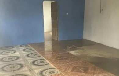 Imagem: A casa possui 2 Dormitórios, 2 Banheiros, 1 Vaga na garagem