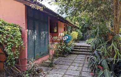 Imagem 9: Casa no Itanhangá. Churrasqueira, 253m² de Área, 2 Vagas na garageme4...