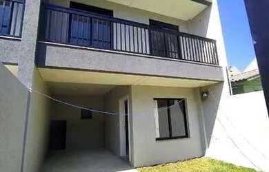 Imagem: A casa em condomínio possui 3 Dormitórios, 2 Banheiros, 2