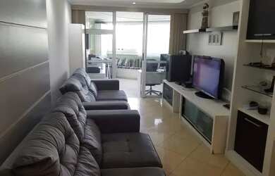 Imagem: O apartamento possui 3 Dormitórios, 3 Banheiros, 2 Vagas na