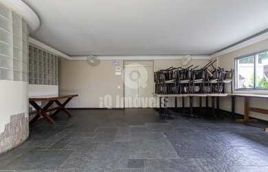 Imagem: O apartamento possui 2 Dormitórios, 2 Banheiros, 2 Vagas na