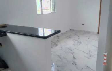 Imagem: A casa possui 2 Dormitórios, 1 Banheiro, 1 Vaga na garagem