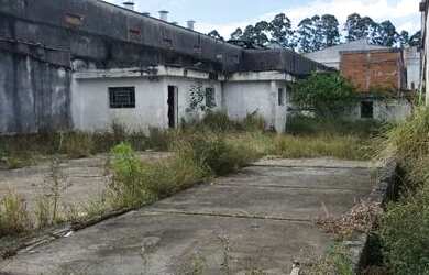 Imagem: O terreno possui 775m² de Área e está localizado em Campestre