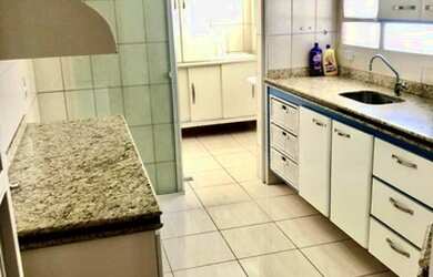 Imagem: O apartamento possui 3 Dormitórios, 2 Banheiros, 1 Vaga na