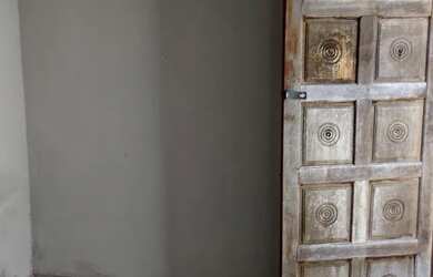 Imagem 2: Alugo casa. Varanda, 1 Banheiroe2 Dormitórios