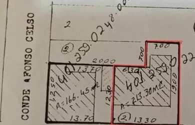 Imagem: O terreno possui 213m² de Área e está localizado em Centro