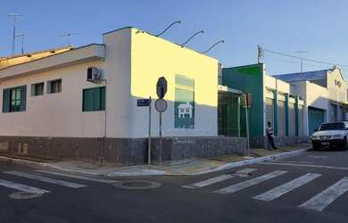 Imagem 2: Casa com 13 salas, 259 m² - venda por R$ 1.500.000 ou aluguel por R$...