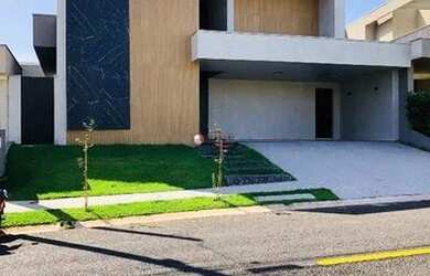 Imagem: A casa em condomínio possui 3 Dormitórios, 4 Banheiros, 4