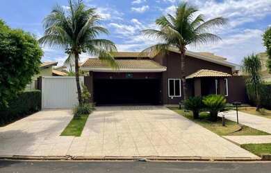 Imagem: A casa em condomínio possui 3 Dormitórios, 5 Banheiros, 4