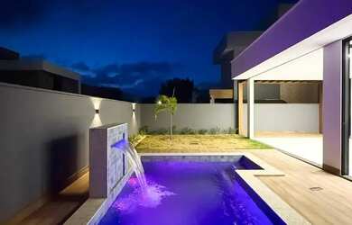 Imagem: A casa em condomínio possui 3 Dormitórios, 3 Banheiros, 2