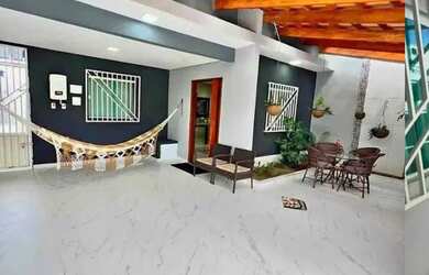 Imagem: A casa possui 2 Dormitórios, 1 Banheiro e está localizado