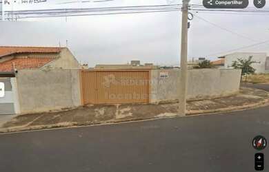 Imagem: O terreno possui 200m² de Área e está localizado em Parque