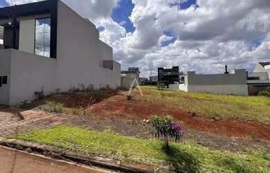 Imagem: O terreno possui 414m² de Área e está localizado em Recanto