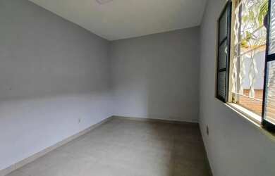 Imagem 14: Casa à Venda no Jardim Redentor com Piscina, 3 Dormitórios (1 Suíte) e Energia Fotovoltaic