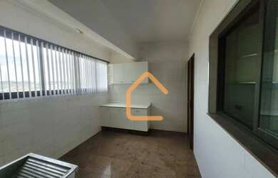 Imagem 8: Apartamento com 3 dormitórios à venda, 139 m² por R$ 1.150.000,00 - Centro - Pouso Alegre