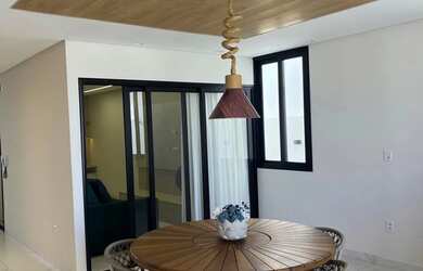 Imagem 7: Aluguel Alto Padrão. Piscina, Churrasqueira, Ar-condicionadoeGuarda roupa