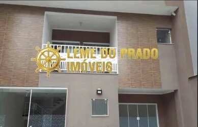 Imagem: A casa possui 4 Dormitórios, 1 Banheiro, 3 Vagas na garagem