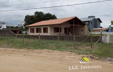 Imagem 4: Casa para Venda em Imbituba, Ribanceira, 3 dormitórios, 2 banheiros,...