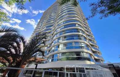 Imagem: O apartamento possui 2 Dormitórios, 2 Banheiros, 70m² de Área