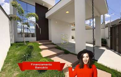 Imagem: A casa possui 3 Dormitórios, 5 Banheiros, 2 Vagas na garagem